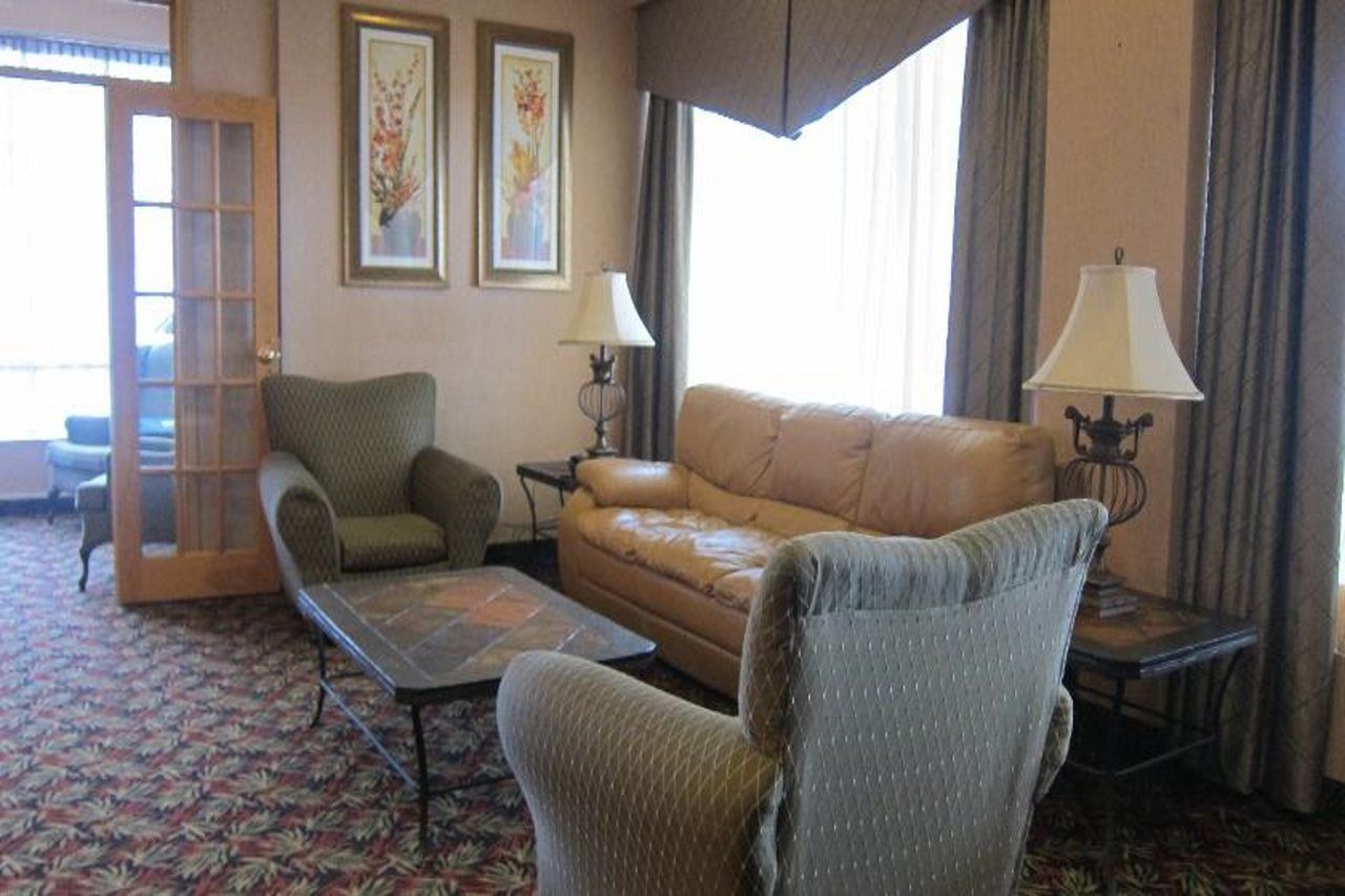 Four Points By Sheraton Toronto Airport East Εξωτερικό φωτογραφία