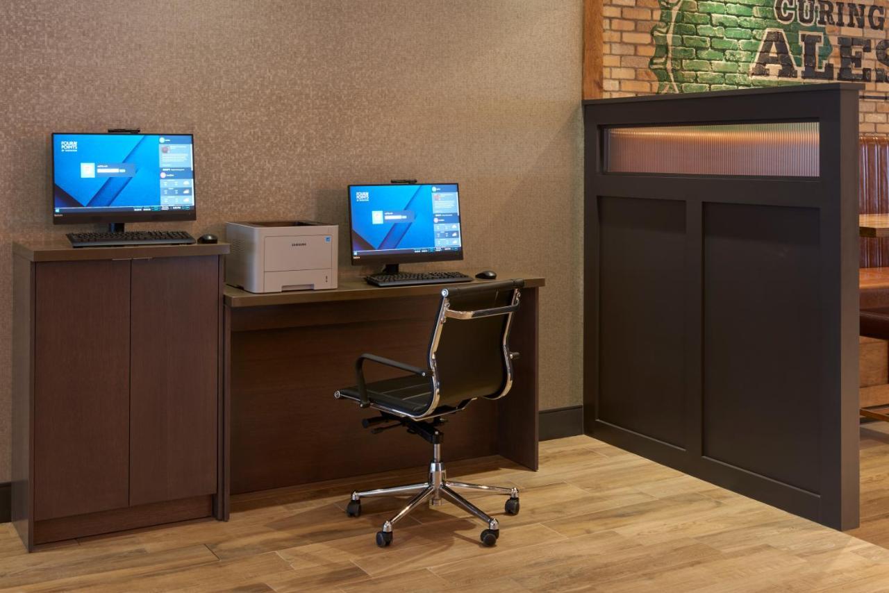 Four Points By Sheraton Toronto Airport East Εξωτερικό φωτογραφία